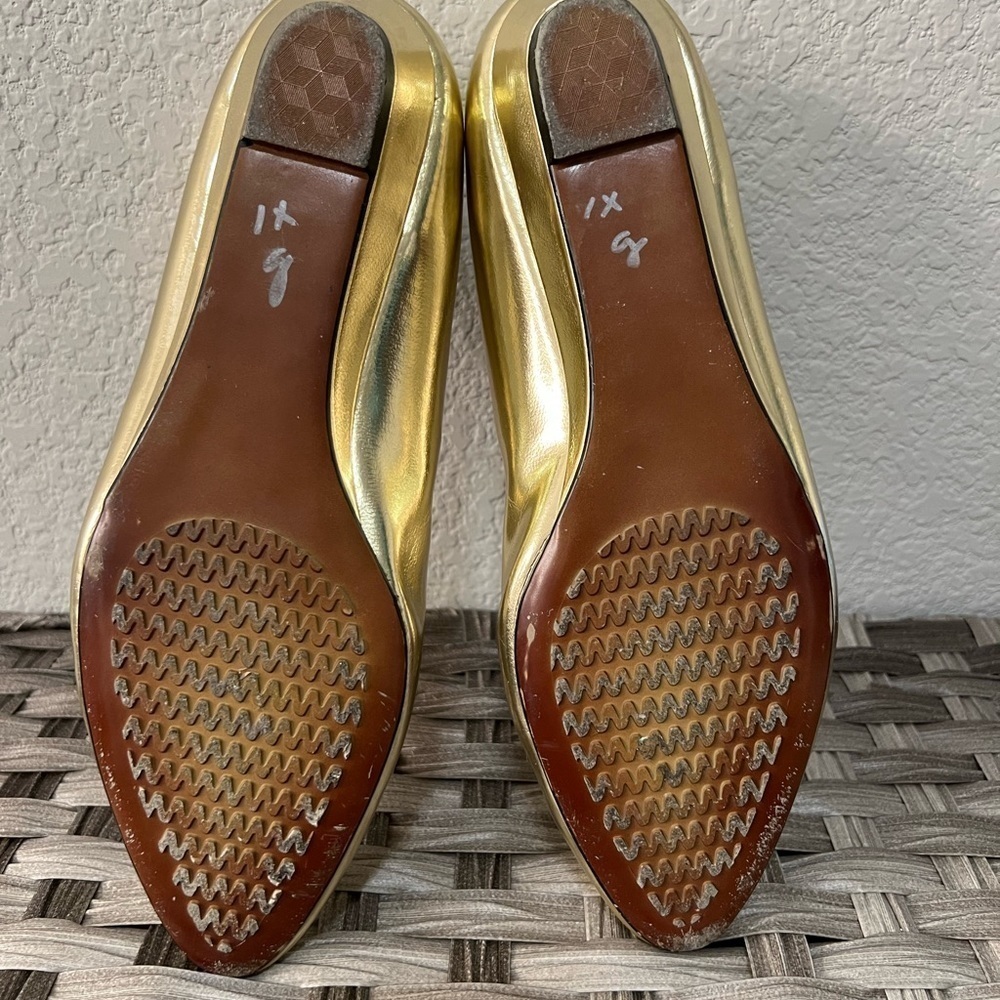 Vintage Gold Annie Kitten/Wedged Flats - Picture 7 of 7